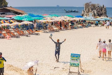 Phi Phi Islands and Khai Island Tour by Sawanu Catamaran
