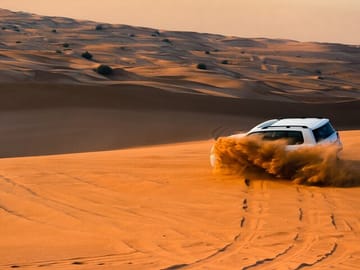 Doha City Tour: Souq Waqif, Katara, The Pearl, and Corniche