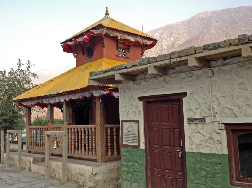 19 Days Mera Peak Climbing & Expedition – One Life-Changing Himalayan Adventure