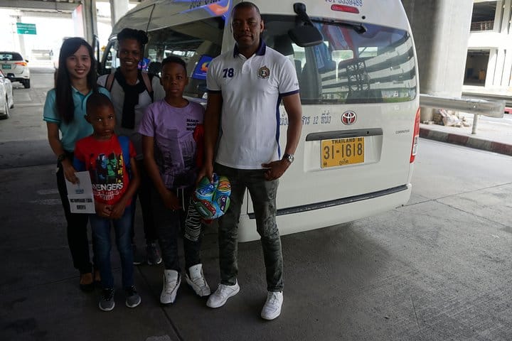 Private Mini Bus Rental in Phuket with Experienced Guide/Driver 2