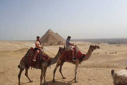 Giza Pyramids and Saqqara Full-Day Private Tour