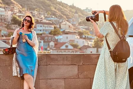 Private Photoshoot Experience in Tbilisi's Scenic Locations