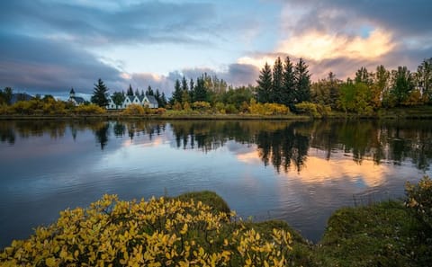 Golden Circle Private Evening Tour: Chasing the Midnight Sun
