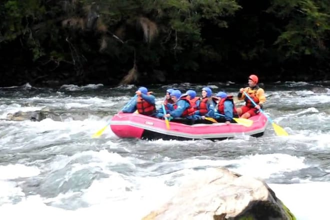 Bariloche: Classic rafting for the whole family full day 4