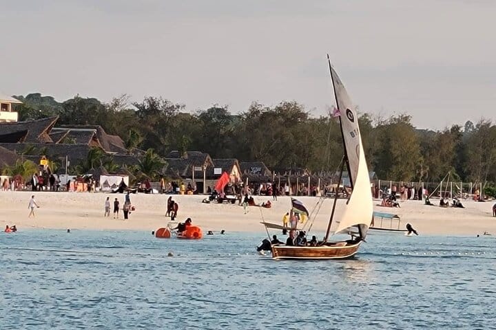 Sunset Dhow Cruise in Nungwi & Kendwa – Zanzibar Tour 5