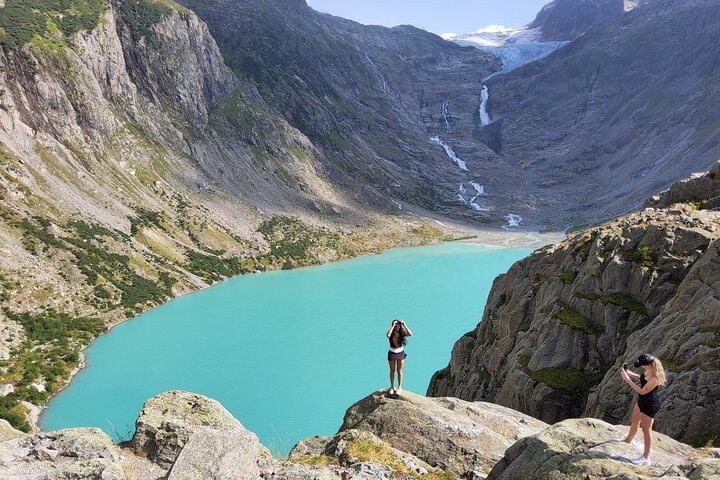 4 Days Swiss Alps Tour Zermatt, Jungfrau Region and Hidden Gems