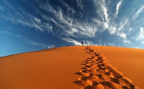 Private 2-Day Desert Adventure Tour from Fes with Luxury Camps