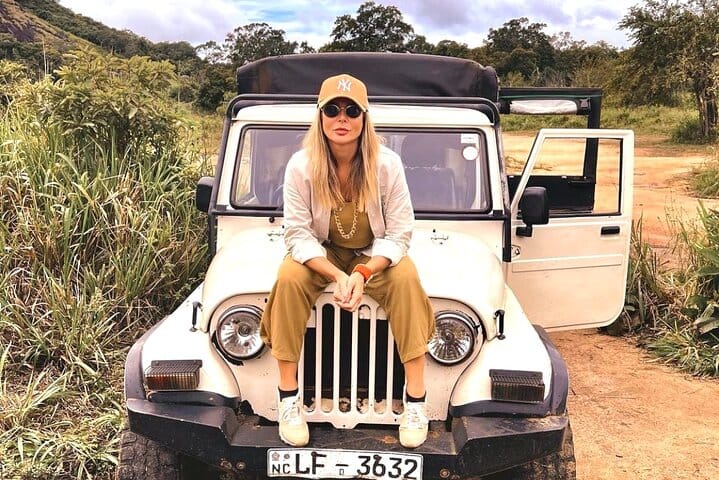 Sigiriya Rock Fortress and Cave Temples Private Day Trip