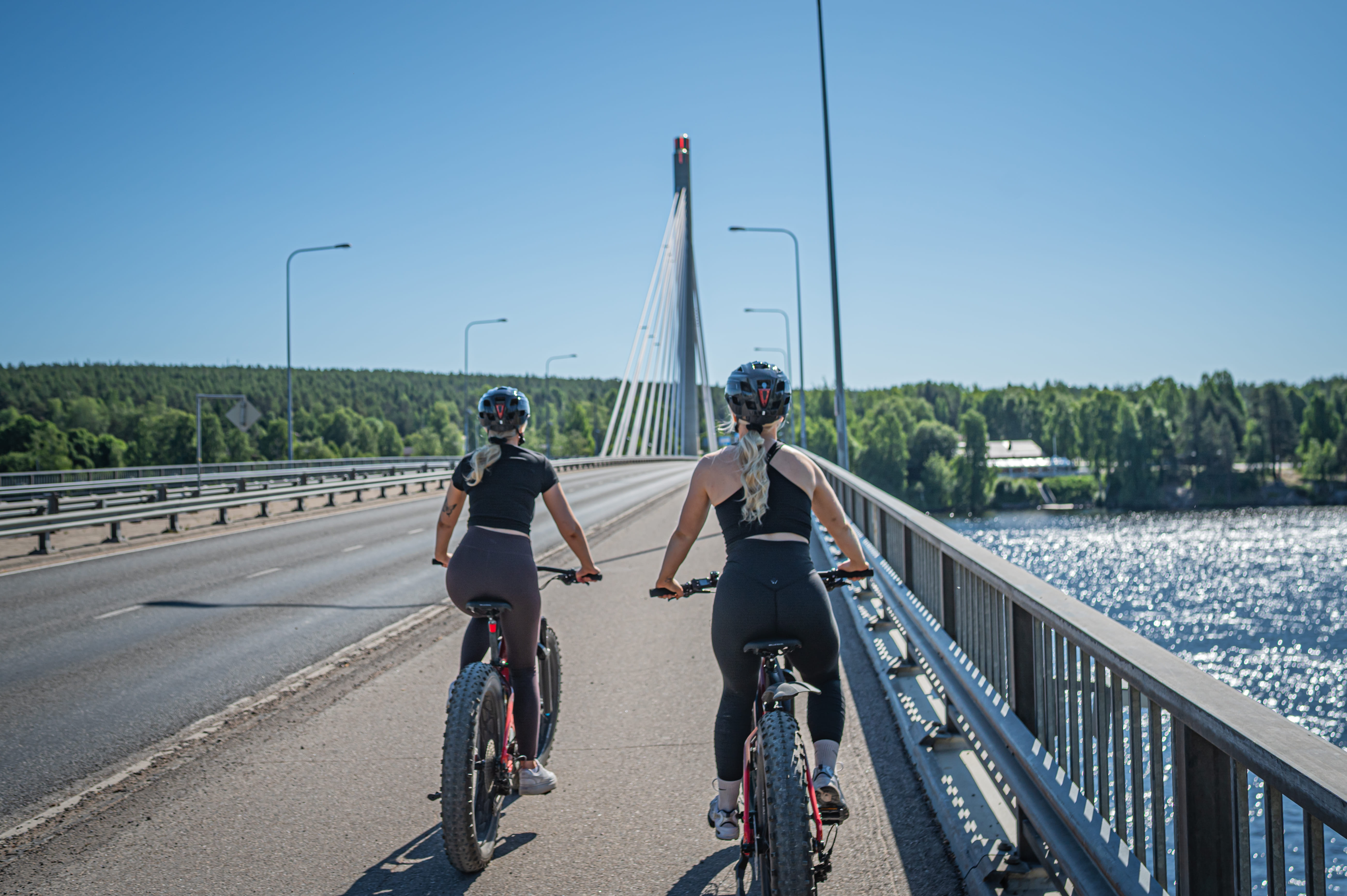 StayLapland Electric Fatbike tour in the wilderness in Rovaniemi, Lapland