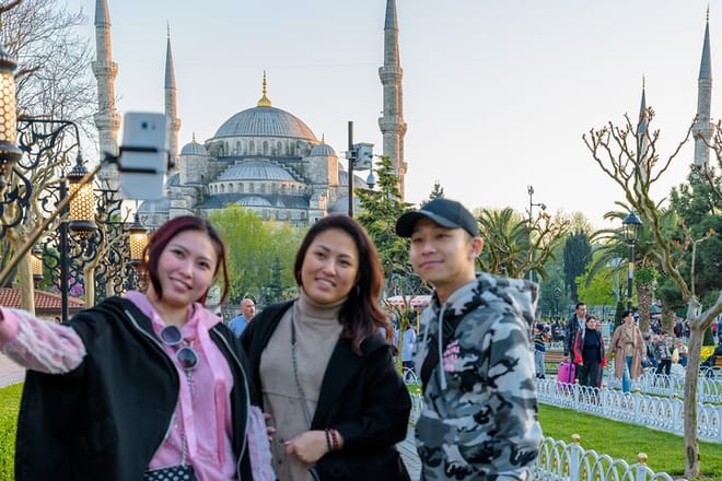 Topkapi Palace, Hagia Sophia, Hippodrome, Blue Mosque and Grand Bazaar Tour 5