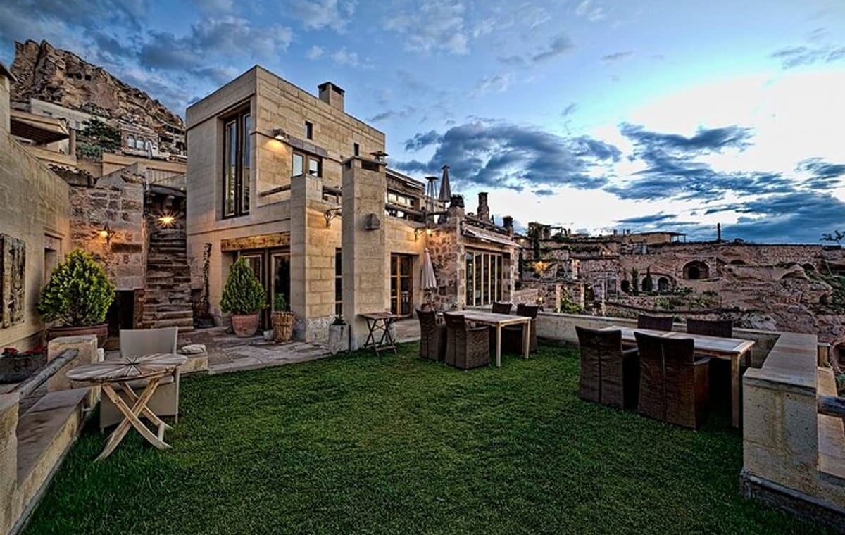 Business Class Cappadocia Tour By Plane — 4 Days / 3 Nights