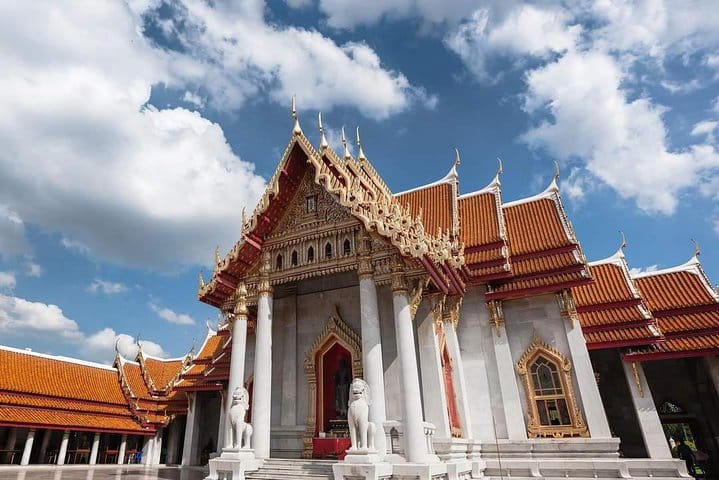 Bangkok City Tour with Guided Visit to Wat Arun 4