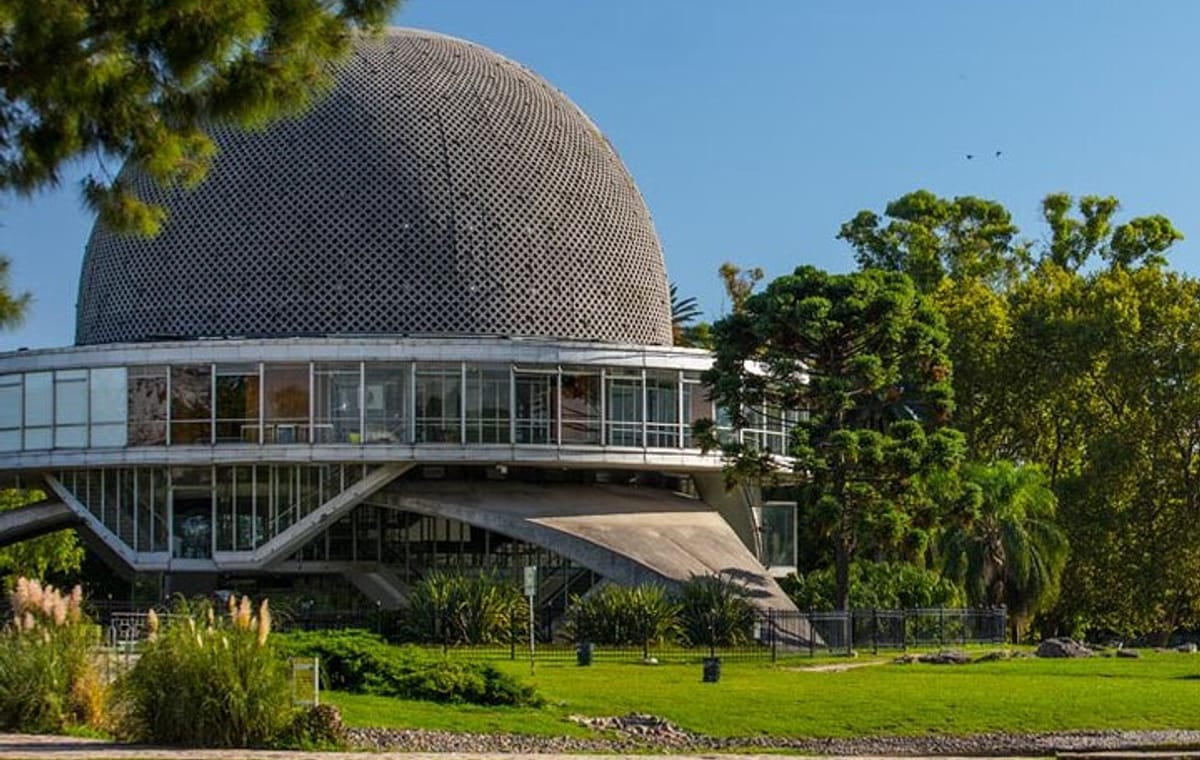 Discover nature at Buenos Aires city “The Palermo Woods”