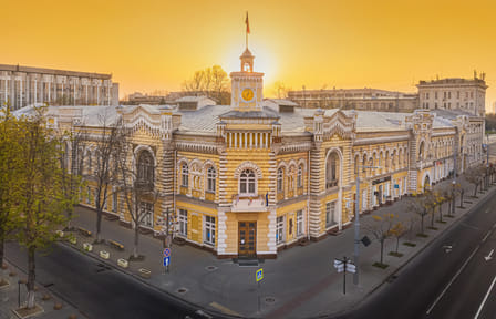 Chisinau City Tour and Cricova Wine Cellar Visit