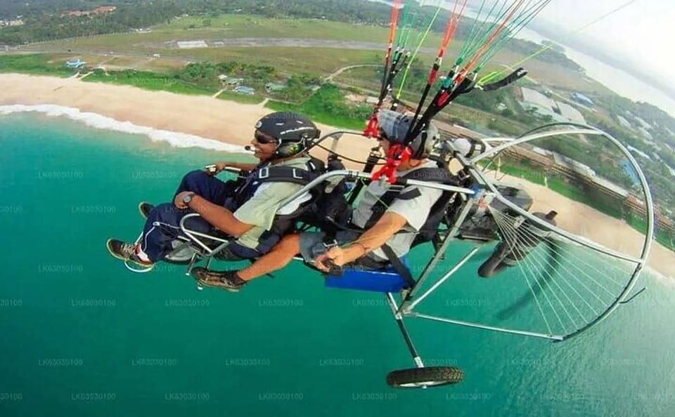 Paramotoring Adventure Over Negombo's Coastal Scenery