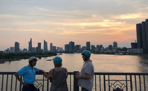 Scooter Tour of Ho Chi Minh City: Day or Night Adventure