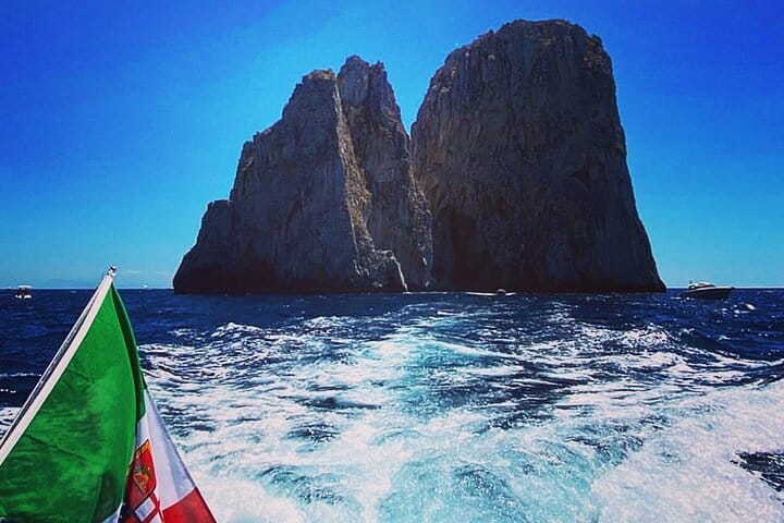 Private full day tour to Capri with grottos 7