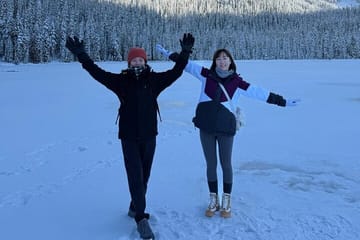 Lake Louise, Emerald Lake & Peyto Lake 3 lakes tour from Calgary