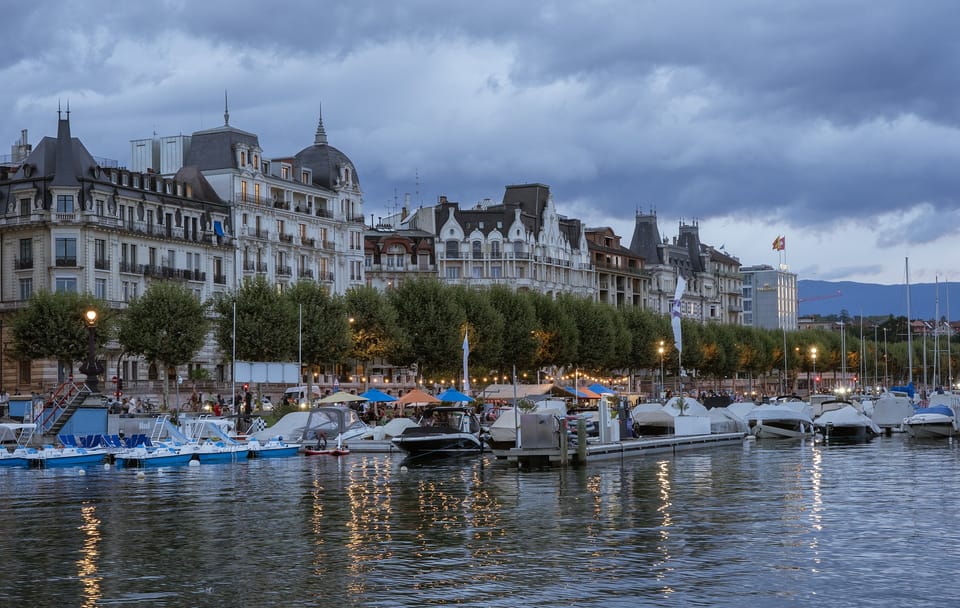 Private Guided Walking Tour of Geneva's Historical Highlights