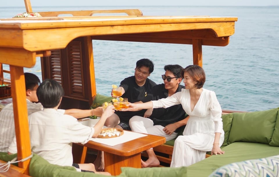 Luxury Full-Day Long-Tail Boat Tour from Chalong, Phuket