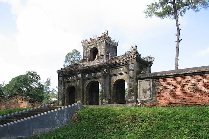 THUY BIEU VILLAGE CYCLING HALF-DAY TOUR 5