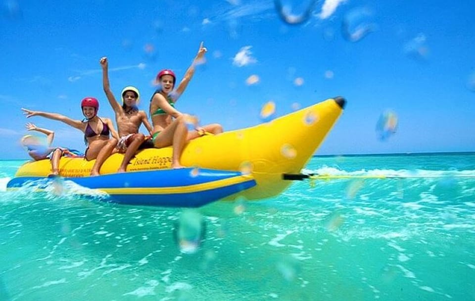 Negril Day Trip to Seven Mile Beach and Rick's Cafe from Lucea