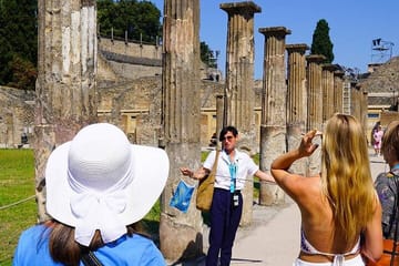 Tour in the Archaeological Park of Pompeii from Naples