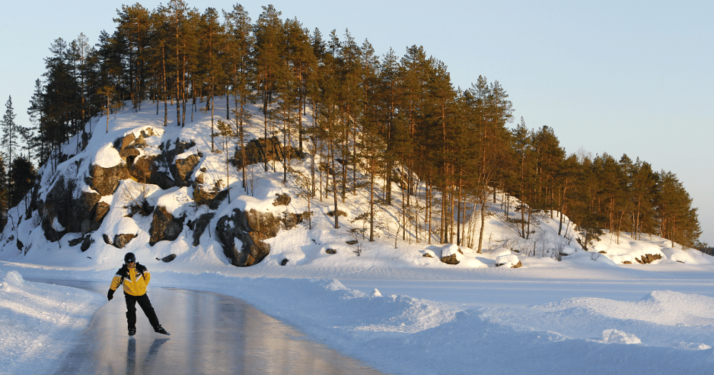 Tour skating track on lake Saimaa
