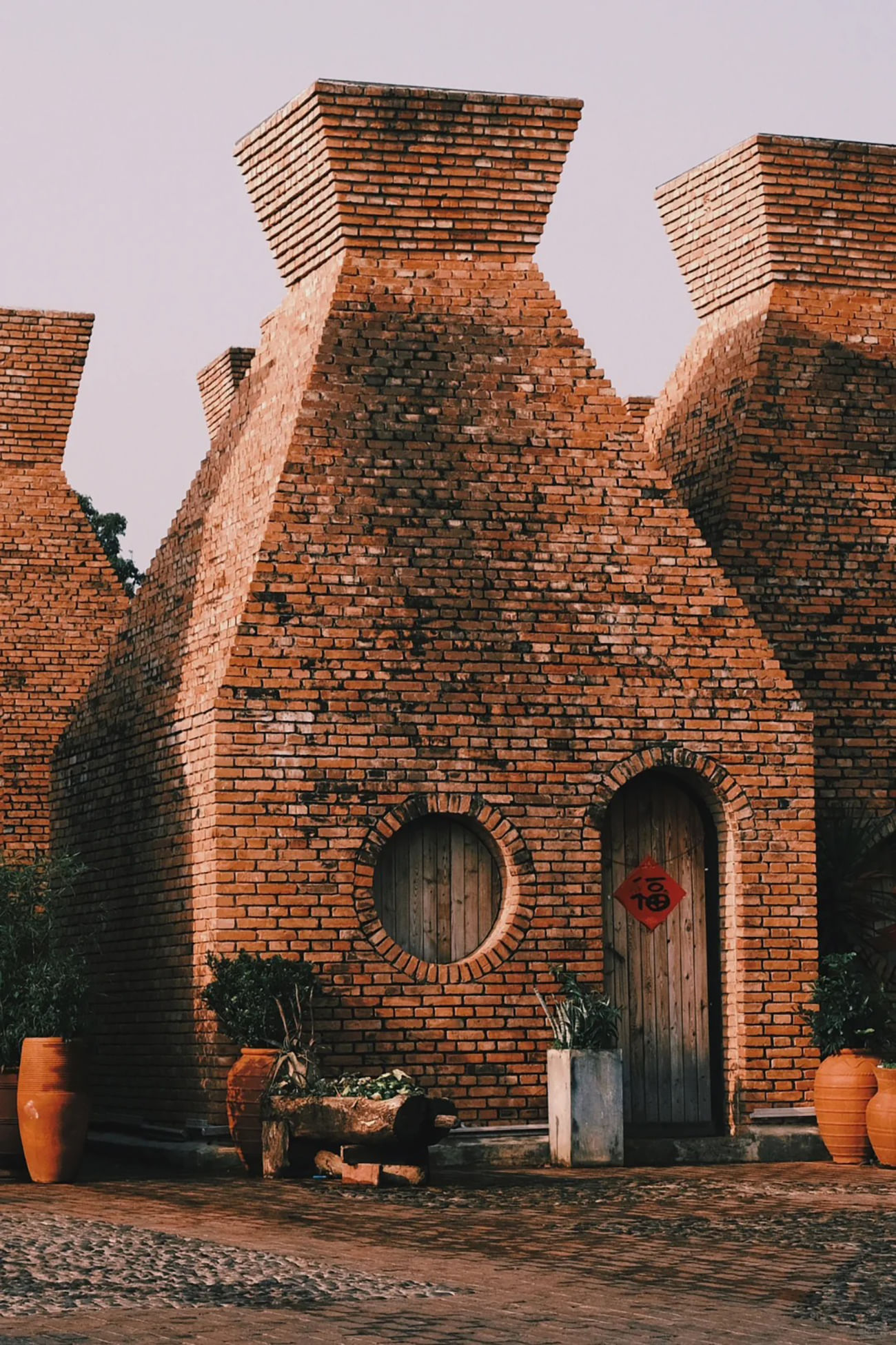 Maitreya Dongfeng Rhyme