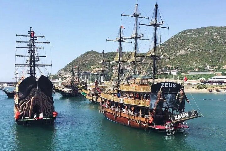 Alanya Pirate Boat Adventure: Explore Caves, Swim & Enjoy Lunch