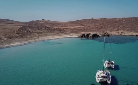 Luxury Semi-Private Catamaran Cruise in Mykonos