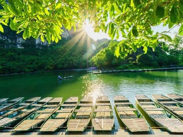 1 Day Luxury Tour to Ninh Binh: Bai Dinh and Trang An with Lunch