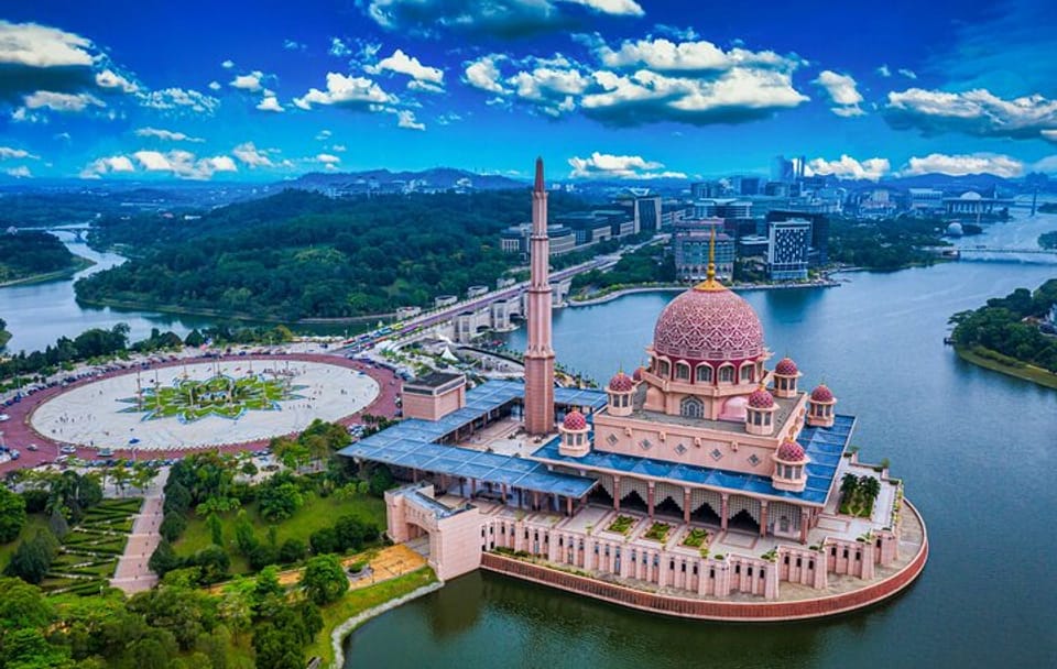 Kuala Lumpur Full Day City Tour Include Putrajaya & Batu Caves