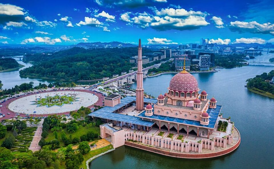 Kuala Lumpur Full Day City Tour Include Putrajaya & Batu Caves