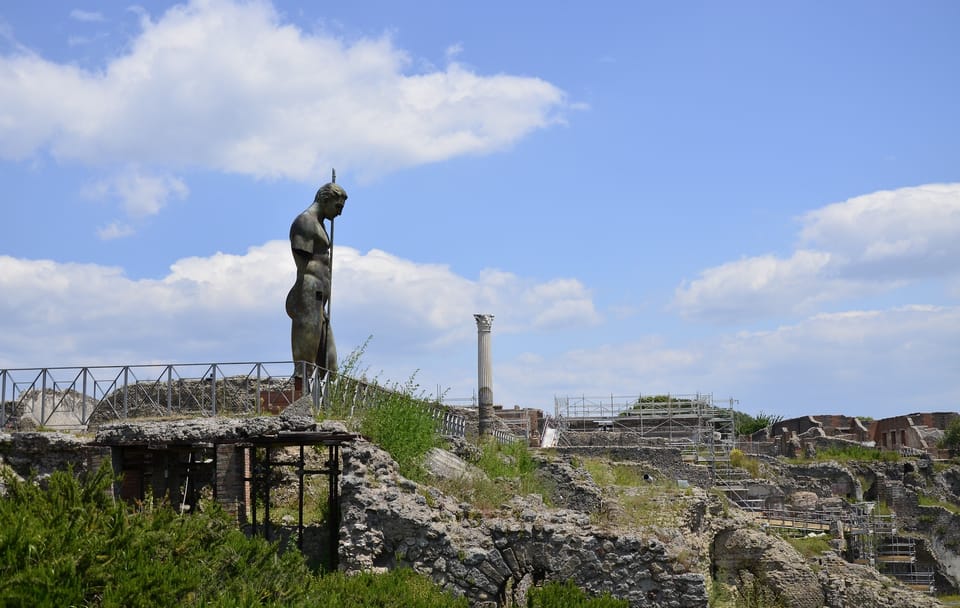 Naples City Break: 6-Day Cultural and Culinary Tour