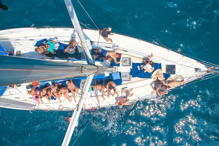 Cabo Private Sail & Snorkel Tour Arch & Open Bar 6