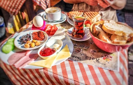Culinary Tour of Istanbul: Taste European and Asian Flavors