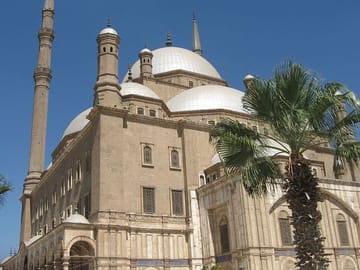 Cairo Day Tour: Egyptian Museum, Old Cairo & Khan El Khalili