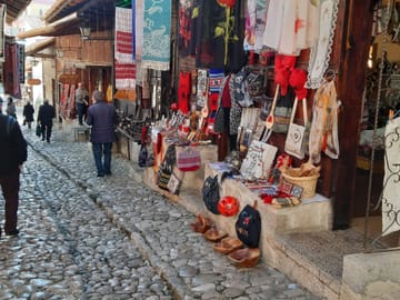 Kruja Castle and Durrës Day Trip with Lunch from Tirana
