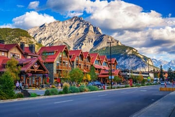 Banff Town Lake Minnewanka Banff Gondola and Johnston canyon