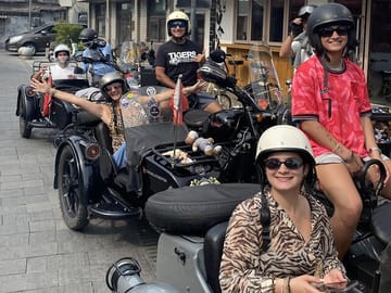 2-Hour “Ancient & Modern” Beijing Sidecar Tour (Day /Night)