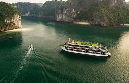 Hanoi and Halong Bay Cultural Tour: 5 Days, 4 Nights