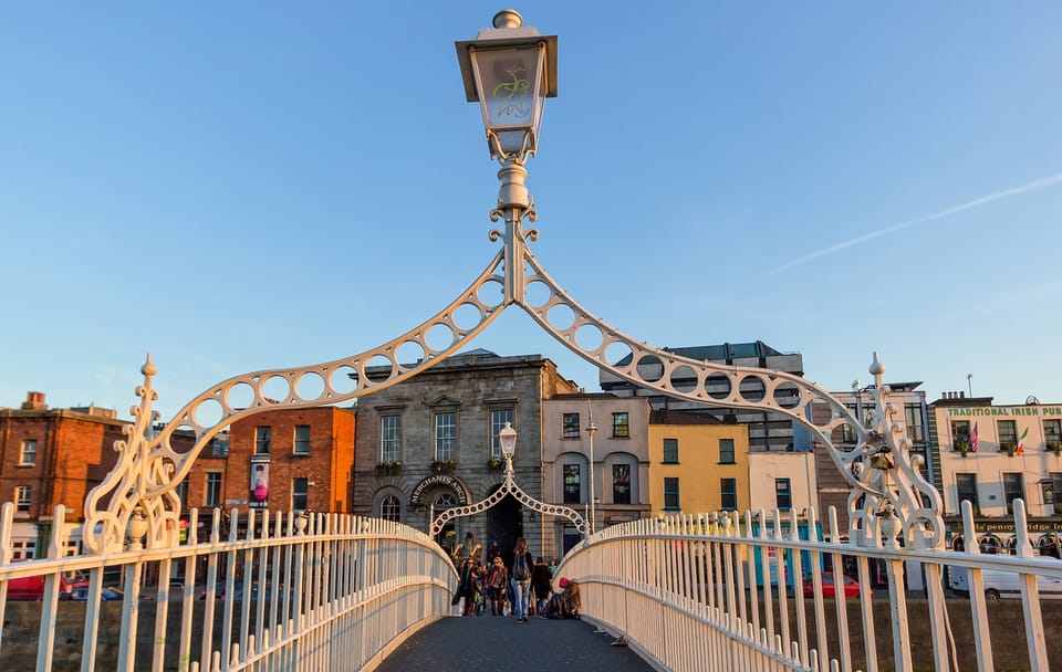 Private Guided Walking Tour of Dublin's Iconic Sites