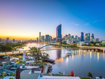 Professional Photo Shoot Tour in Brisbane City