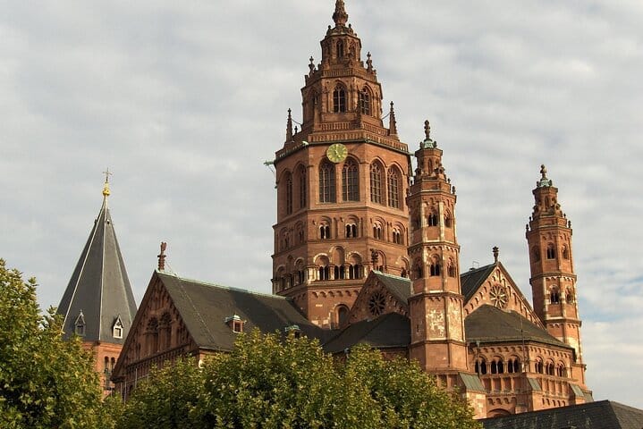 Mainz Private Guided Walking Tour with Local Guide 8