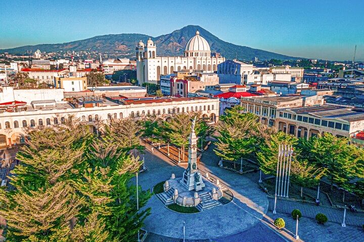 Private Arrival Transfer – El Salvador International Airport to Decameron Hotel