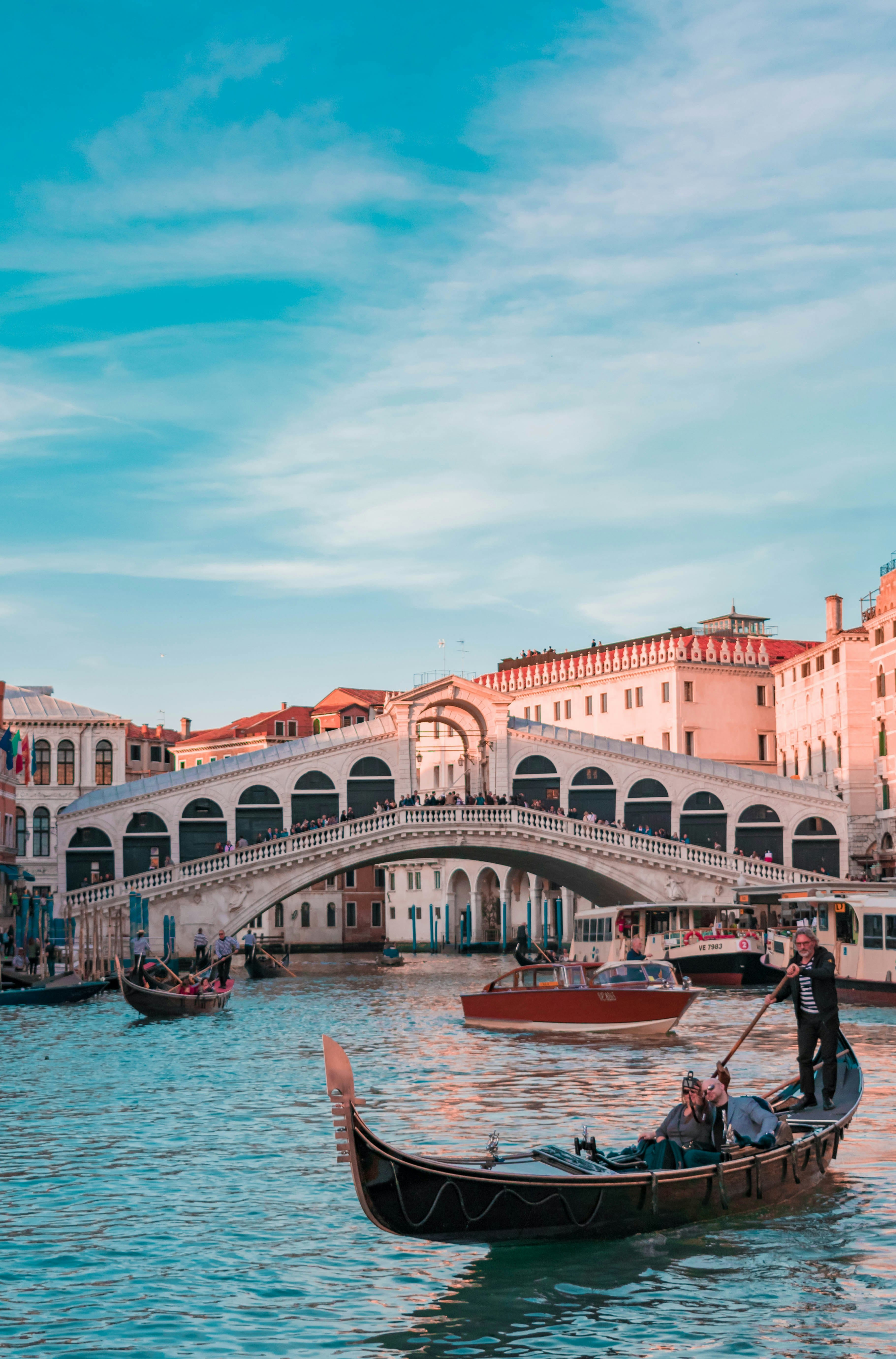 OT Venice: 30-minutes Enchanting Gondola Ride on the Grand Canal