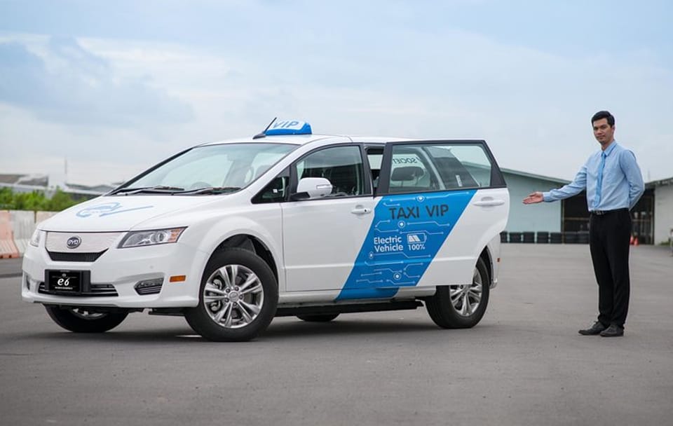 DMK Airport – Hua Hin/Cha-am 100% All-Electric Private Transfer