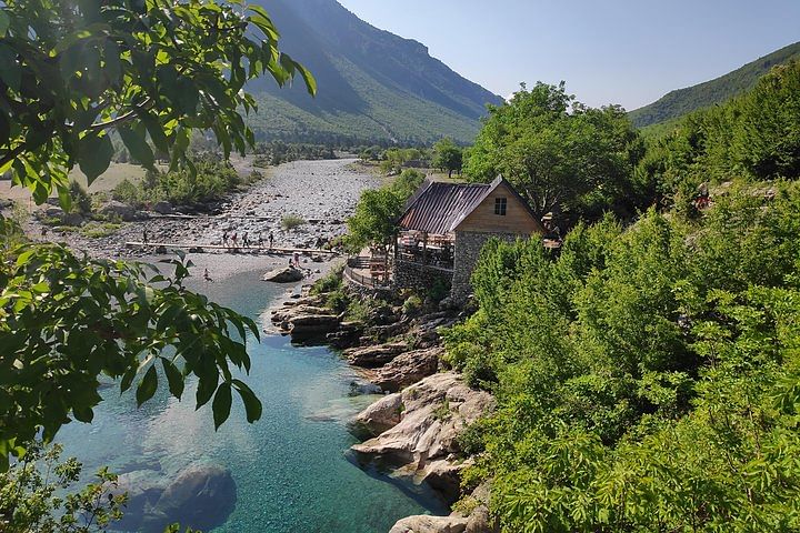 Weekend Adventure in Theth, Albania: Nature, Waterfalls & Blue Eye