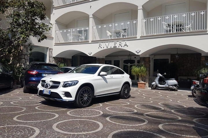 Private Transfer: Naples Hotel, Airport,Train Station to Sorrento 9